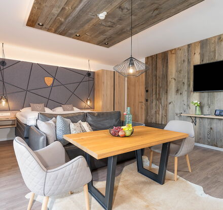 Stockinggut by AvenidA | Studio  Stockinggut by AvenidA | Studio
